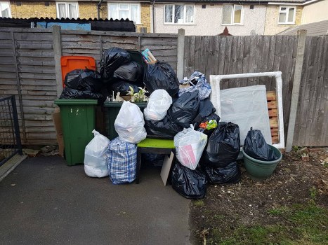 Business waste removal services in Pinner office